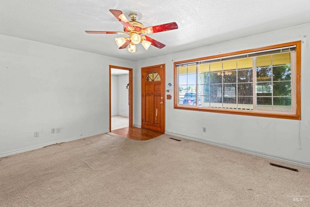 908 N Middleton Rd., Nampa, ID 83651