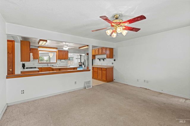 908 N Middleton Rd., Nampa, ID 83651