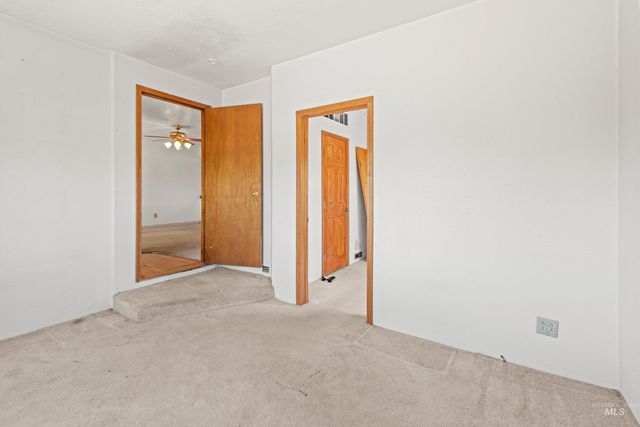 908 N Middleton Rd., Nampa, ID 83651