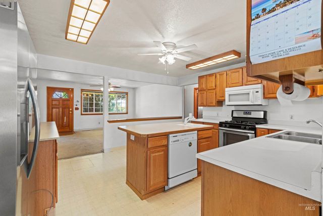 908 N Middleton Rd., Nampa, ID 83651