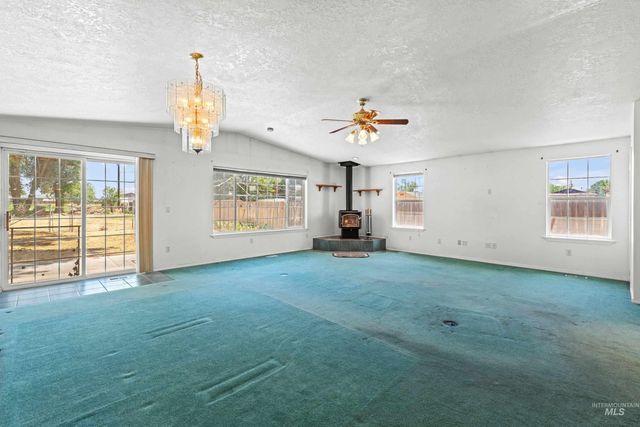 908 N Middleton Rd., Nampa, ID 83651