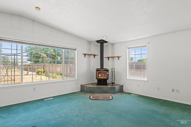 908 N Middleton Rd., Nampa, ID 83651