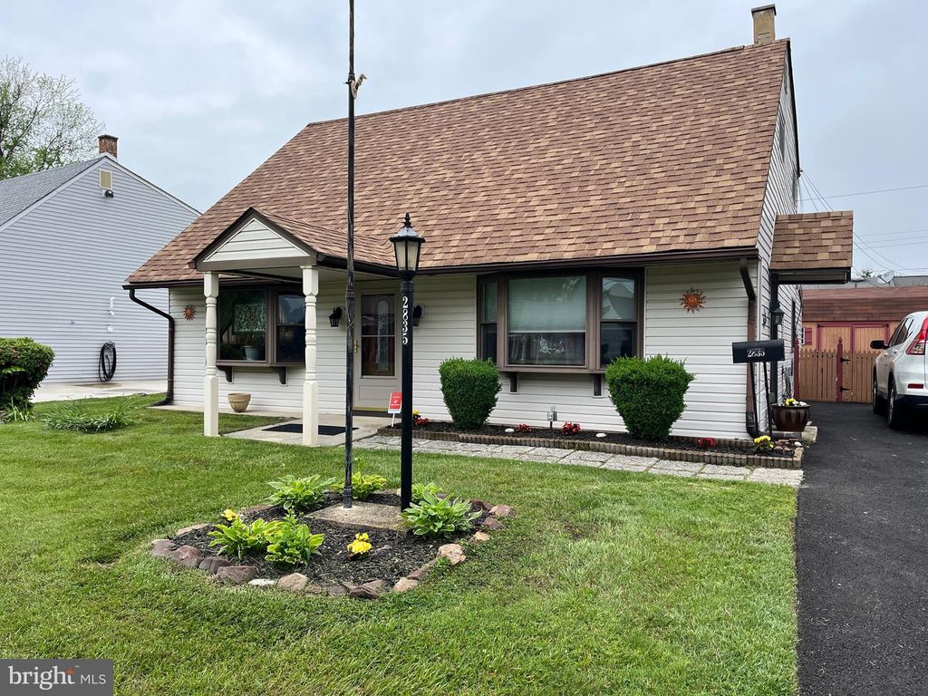 2835 NIGHTINGALE ROAD, Philadelphia, PA 19154