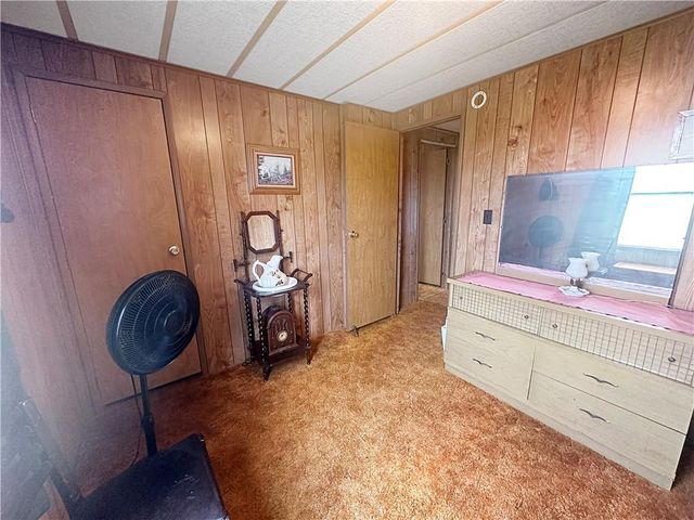 796 SE 1051 Road, Deepwater, MO 64740