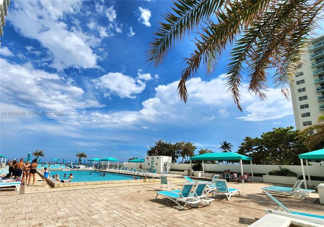 3725 S Ocean Drive 620, Hollywood, FL 33019