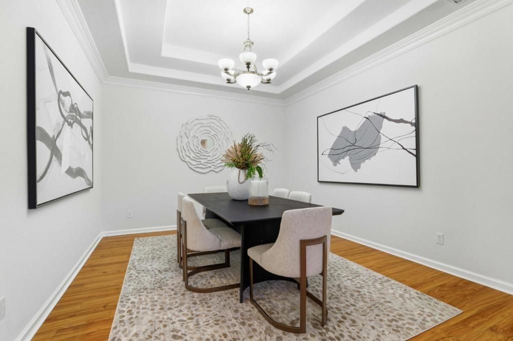 Image 16 of property listing at 9050 Village View Loop, San Jose, CA 95135