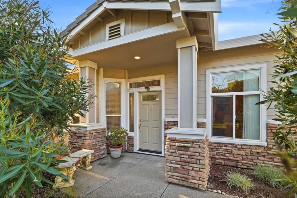 Image 3 of property listing at 9050 Village View Loop, San Jose, CA 95135