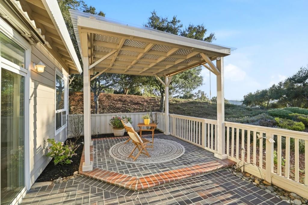 Image 33 of property listing at 9050 Village View Loop, San Jose, CA 95135