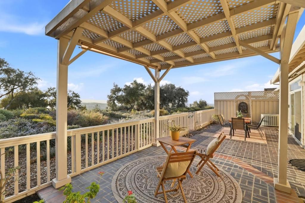 Image 35 of property listing at 9050 Village View Loop, San Jose, CA 95135