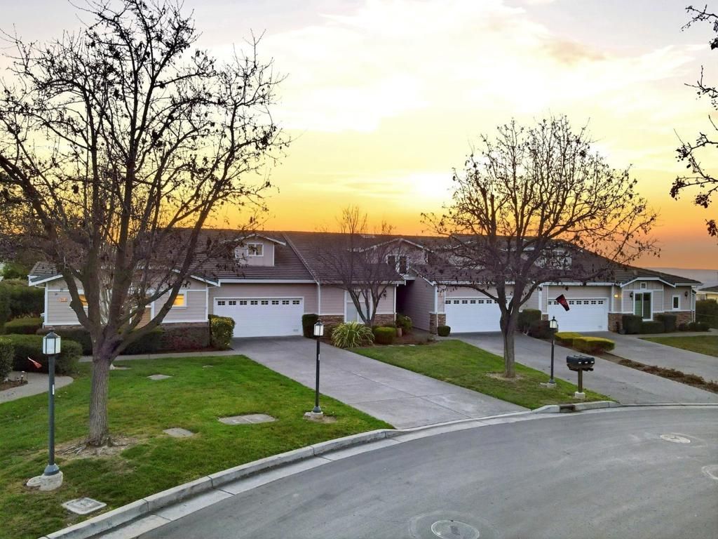 Image 40 of property listing at 9050 Village View Loop, San Jose, CA 95135