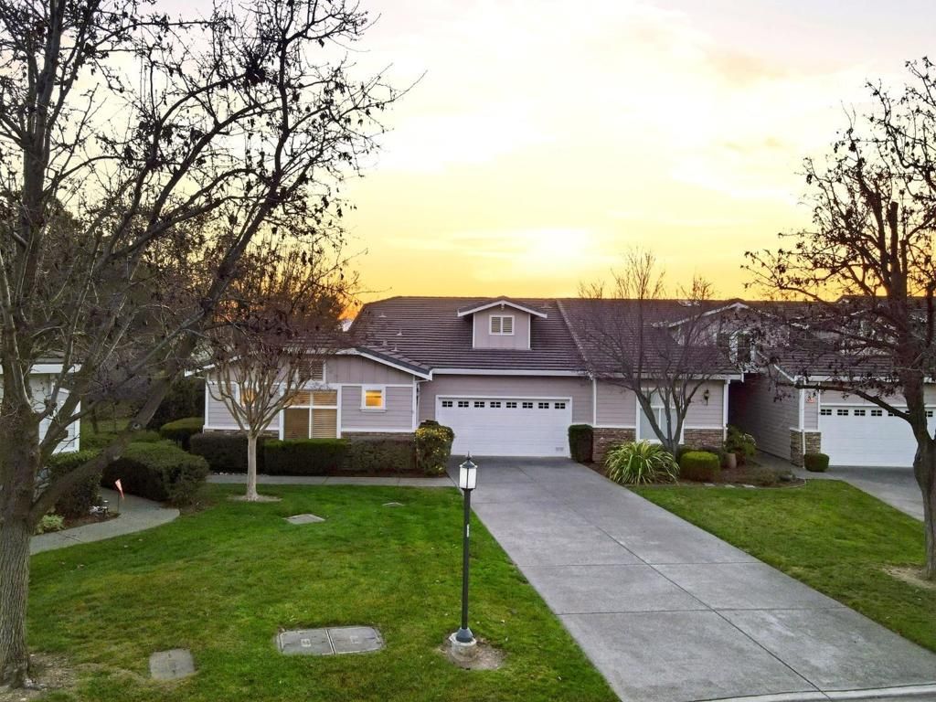 Image 41 of property listing at 9050 Village View Loop, San Jose, CA 95135