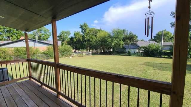 1302 Western St, Wellington, KS 67152