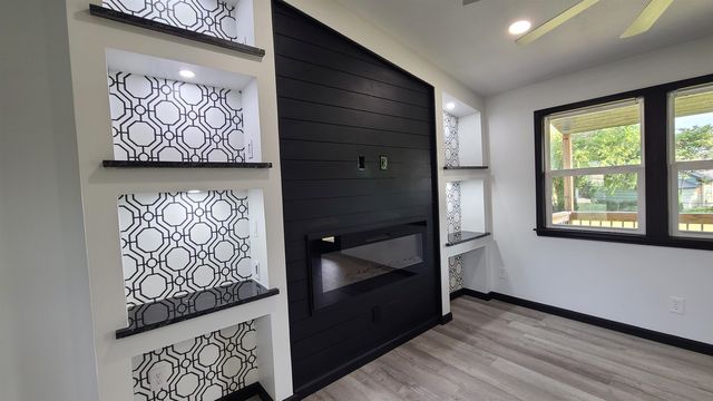 1302 Western St, Wellington, KS 67152