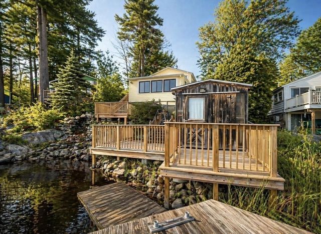 26 W. Shore Drive, Raymond, NH 03077