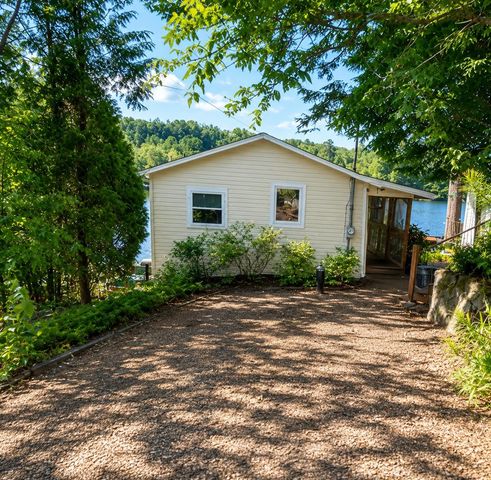 26 W. Shore Drive, Raymond, NH 03077