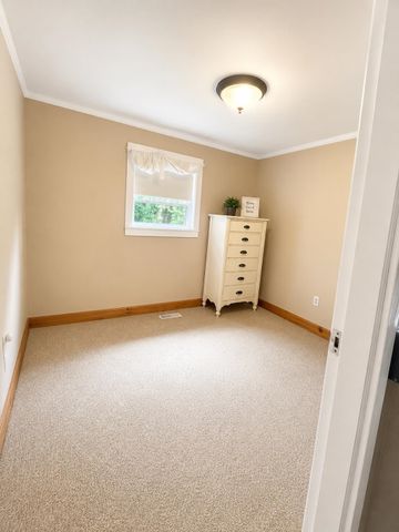 26 W. Shore Drive, Raymond, NH 03077