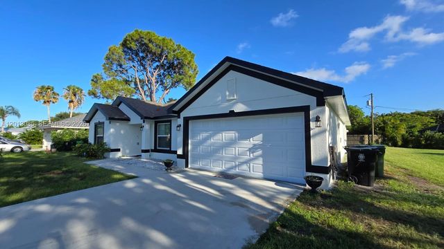 2650 SE Caladium Avenue, Port St. Lucie, Port St Lucie, FL 34952