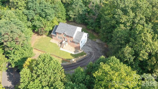 1064 Skye Drive, Pisgah Forest, NC 28768