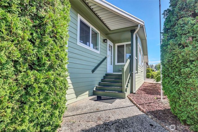 11436 SE 208th Street #153, Kent, WA 98031