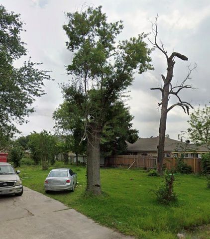 13430 Duluth Street, Houston, TX 77015