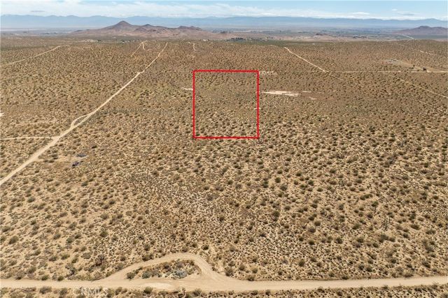 0 Champagne Avenue, Mojave, CA 93501