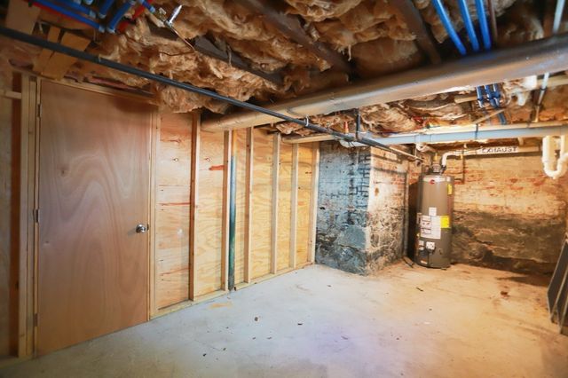76 Flint St 1, Somerville, MA 02145