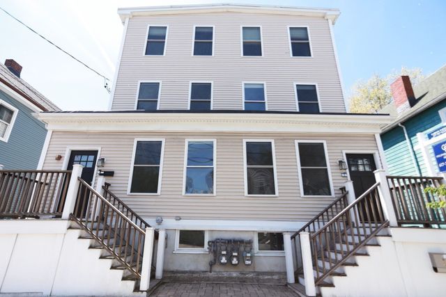 76 Flint St 1, Somerville, MA 02145