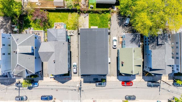 76 Flint St 1, Somerville, MA 02145