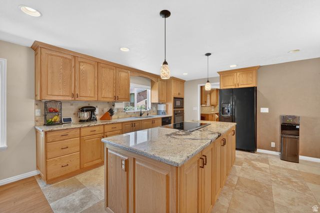 563 E 350 N, Bountiful, UT 84010