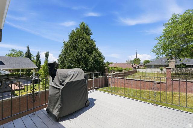 563 E 350 N, Bountiful, UT 84010