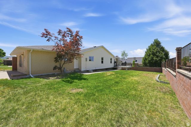563 E 350 N, Bountiful, UT 84010