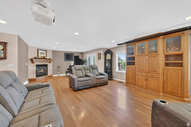 563 E 350 N, Bountiful, UT 84010