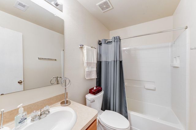 1934 Robcrest Way, Missouri City, TX 77489