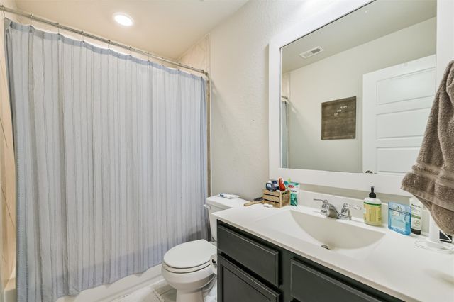 18906 Sorrento Point Drive, New Caney, TX 77357