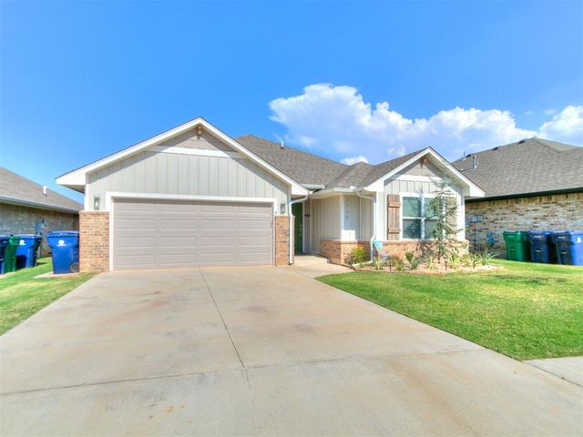 9204 Anaum Lane, Yukon, OK 73099