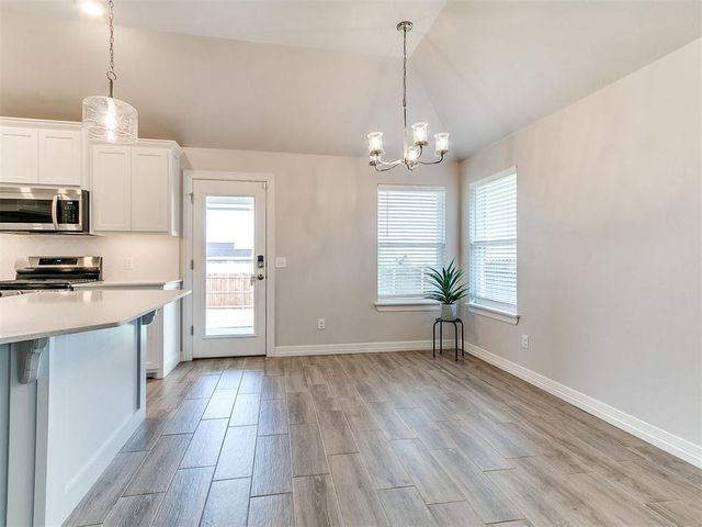 9204 Anaum Lane, Yukon, OK 73099