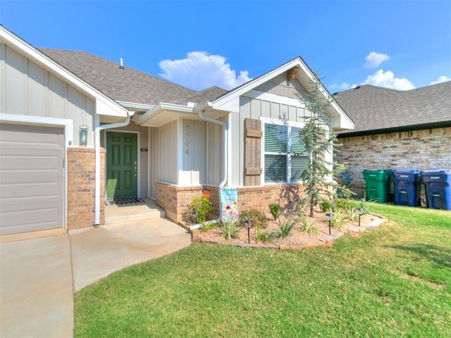 9204 Anaum Lane, Yukon, OK 73099