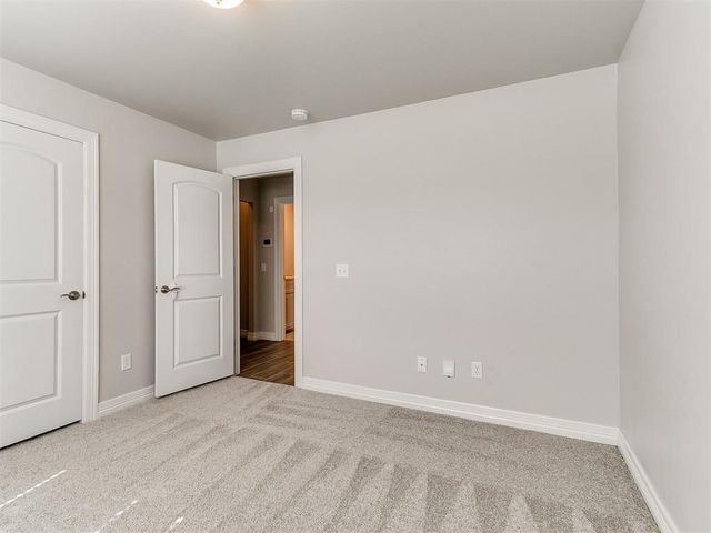 9204 Anaum Lane, Yukon, OK 73099