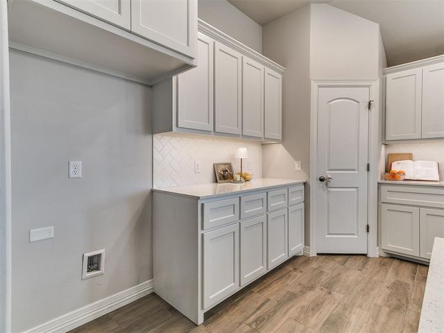 9204 Anaum Lane, Yukon, OK 73099