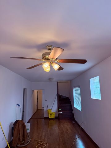 6521 S Saint Lawrence Avenue, Chicago, IL 60637