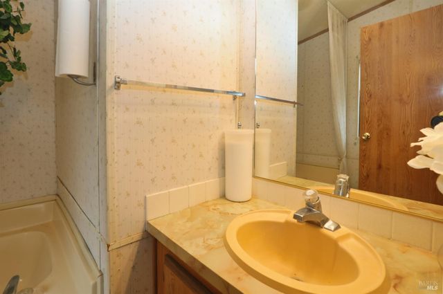 11480 San Joaquin Ext, Clearlake, CA 95422