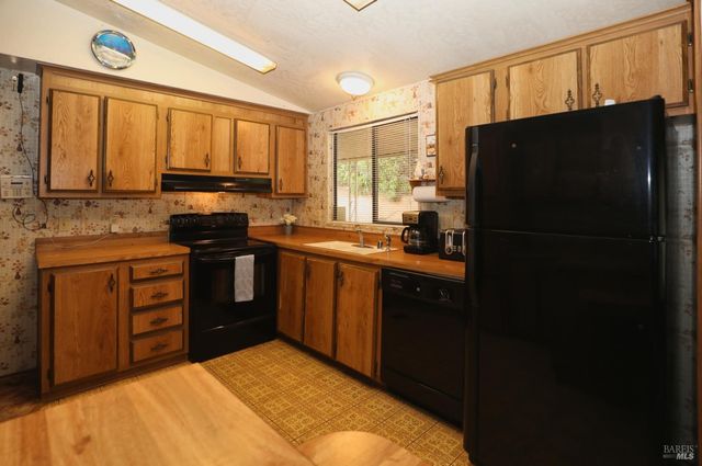 11480 San Joaquin Ext, Clearlake, CA 95422