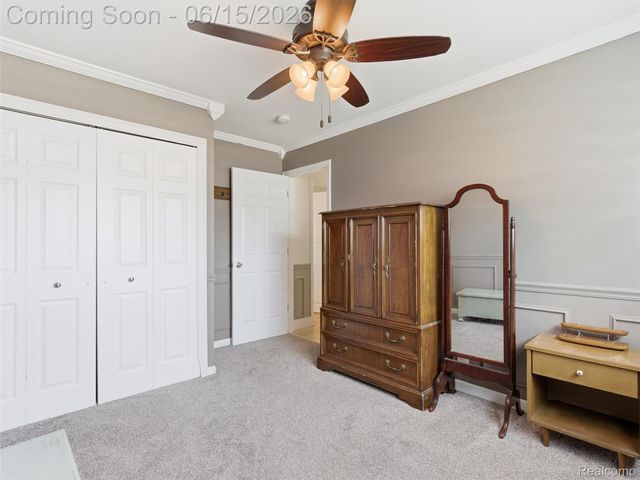 32155 Dover Avenue, Warren, MI 48088