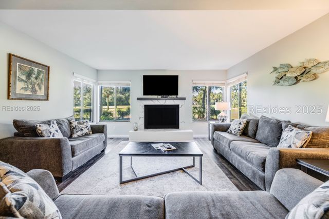 35 Carnoustie Rd Apt 57, Hilton Head Island, SC 29928