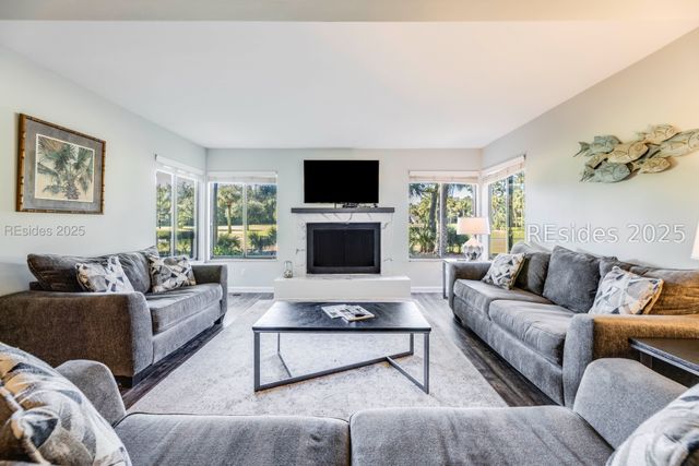 35 Carnoustie Rd Apt 57, Hilton Head Island, SC 29928