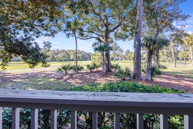 35 Carnoustie Rd Apt 57, Hilton Head Island, SC 29928