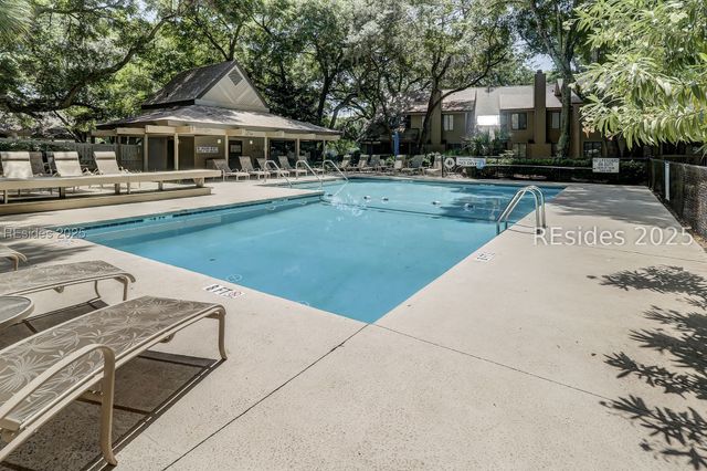 35 Carnoustie Rd Apt 57, Hilton Head Island, SC 29928