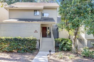 35 Carnoustie Rd Apt 57, Hilton Head Island, SC 29928
