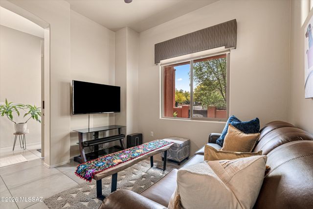 5131 S Hannah Heather Place, Tucson, AZ 85747