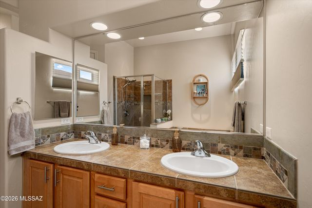 5131 S Hannah Heather Place, Tucson, AZ 85747